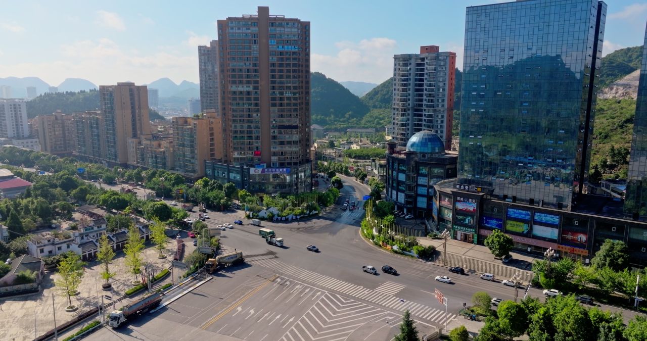 贵州安顺平坝城市风光航拍 9