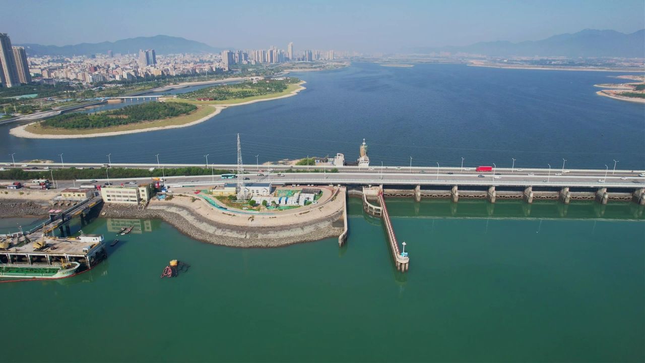 厦门航拍新阳大桥景观