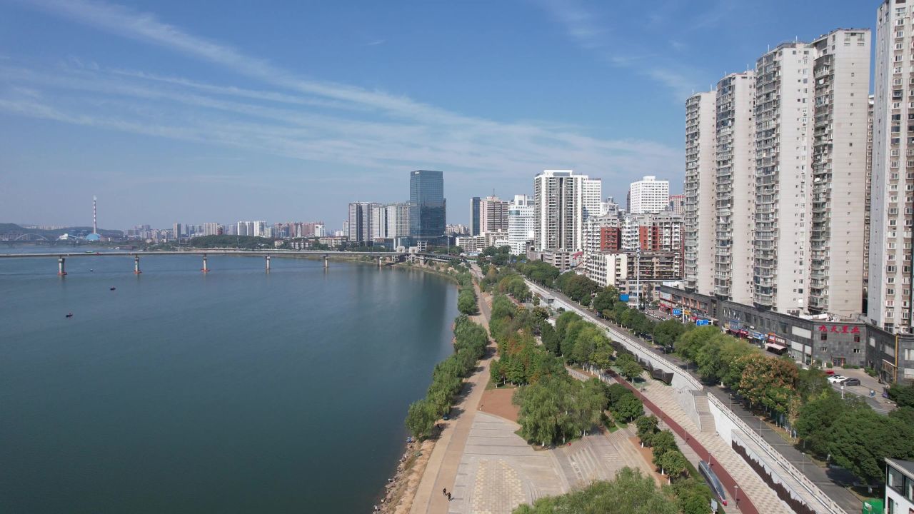 湖南株洲湘江两岸城市建设风光带航拍 