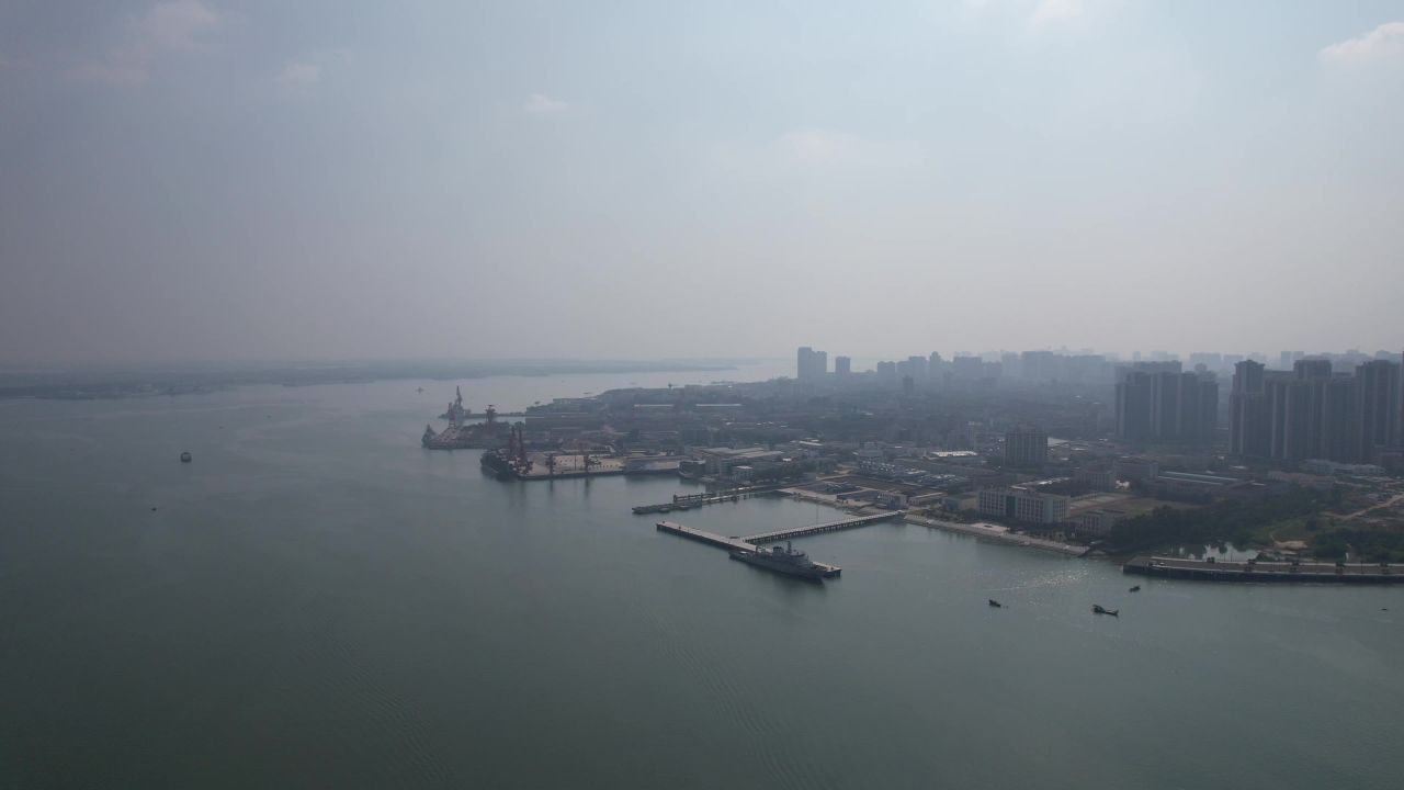 广东湛江港口码头航拍
