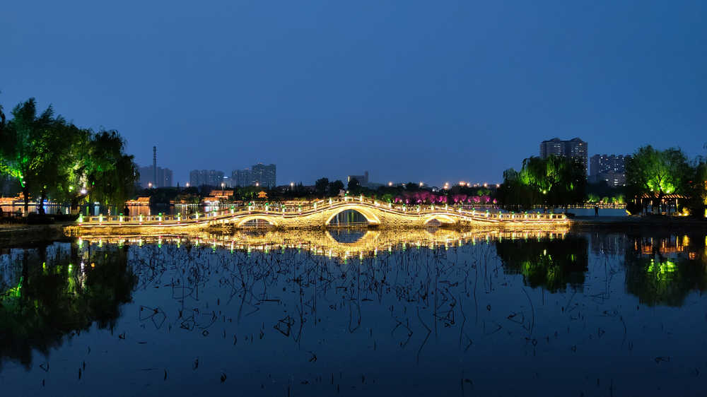 大明湖的桥
