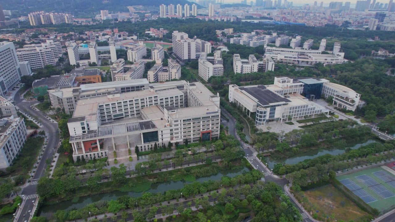 航拍厦门华侨大学 9