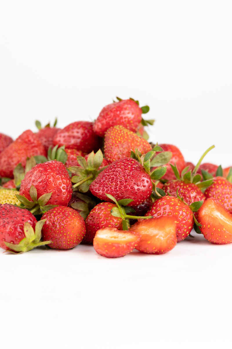 新鲜草莓水果实拍 69