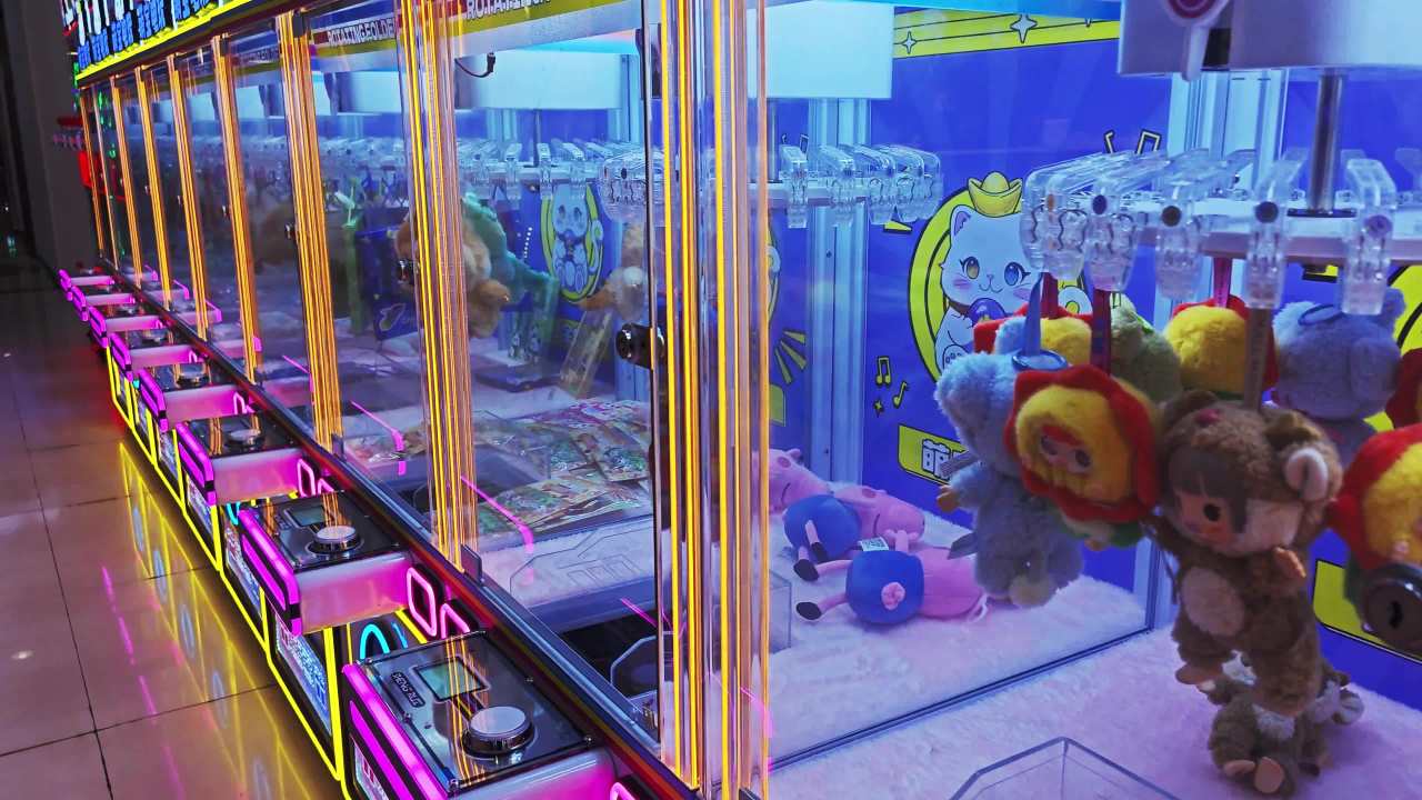 4K商场抓娃娃机