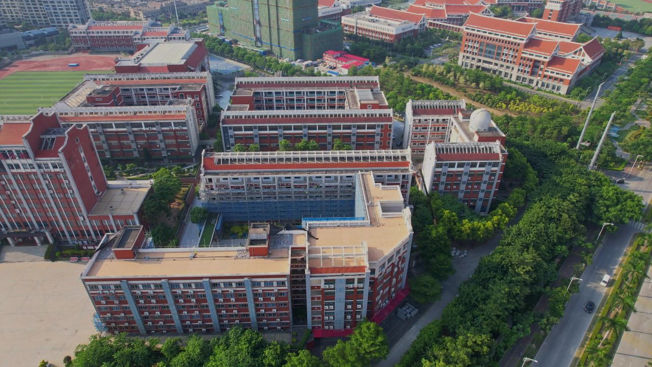 航拍厦门灌口中学 2