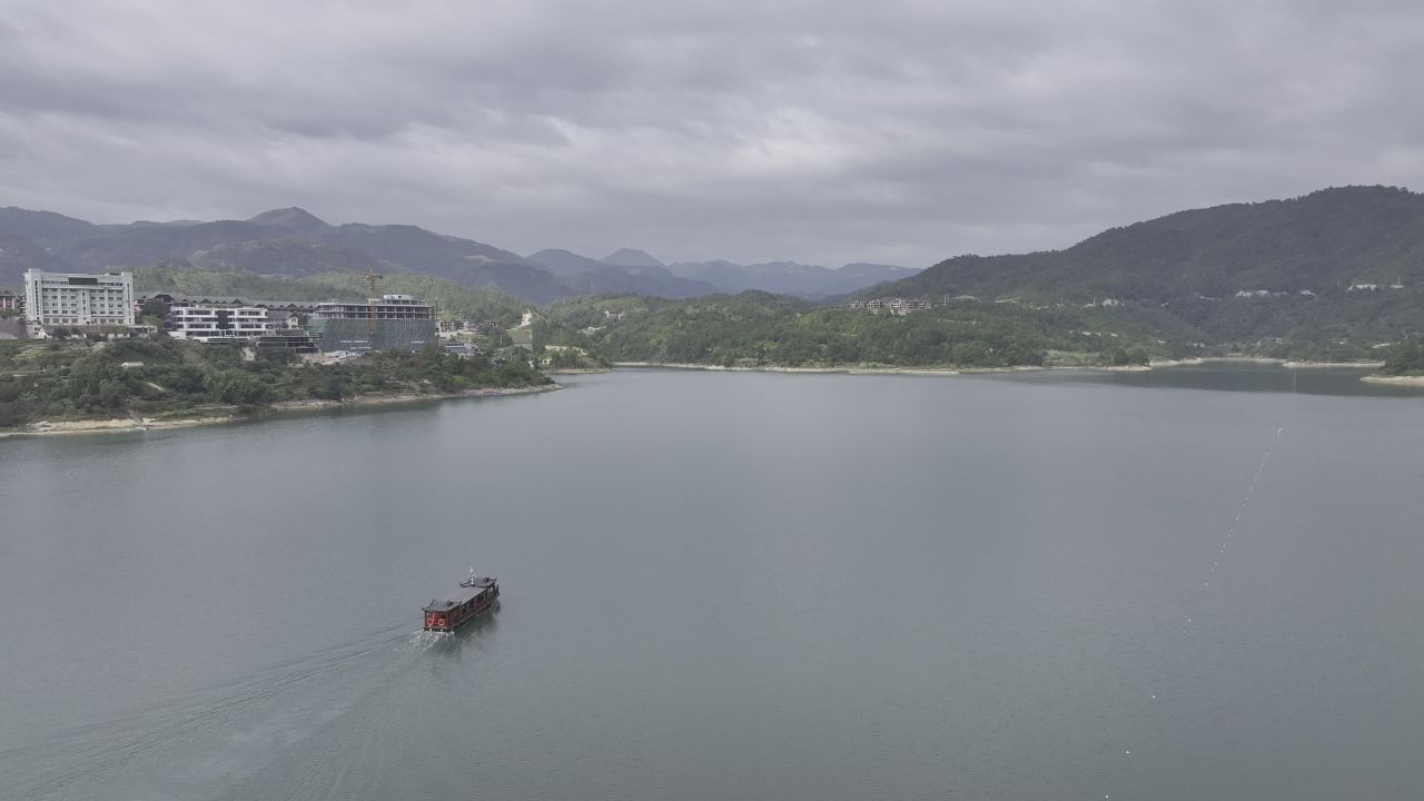 飞云湖水上巴士 28
