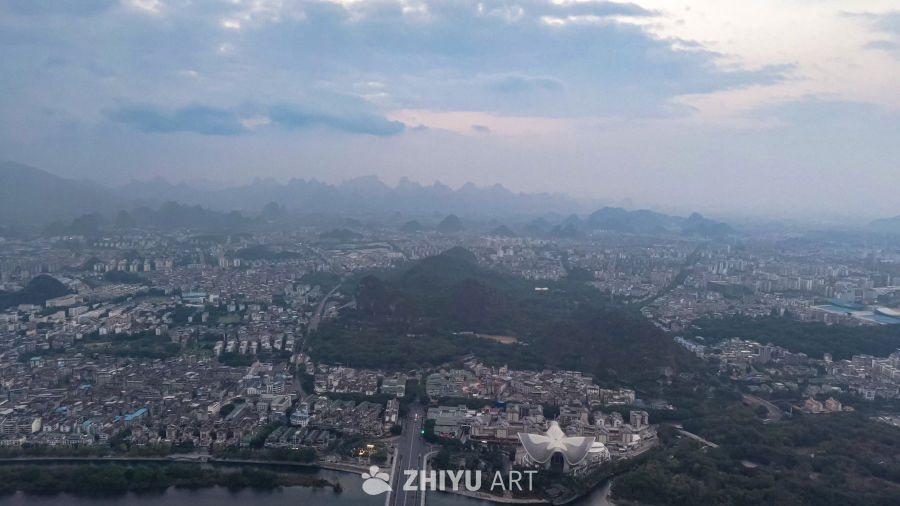 城市山河黄昏景