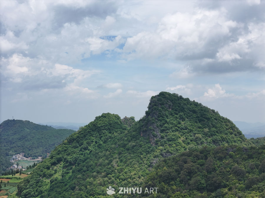 青山绿水，宁静自然