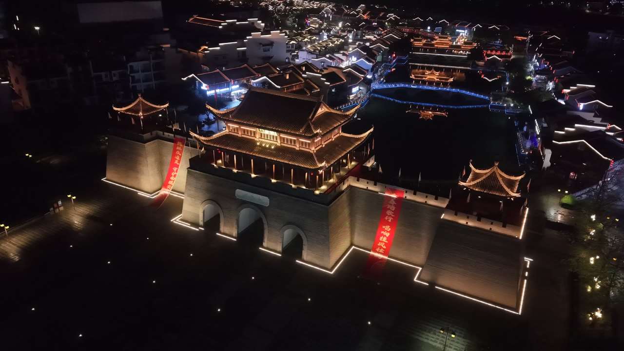 崇左 31
