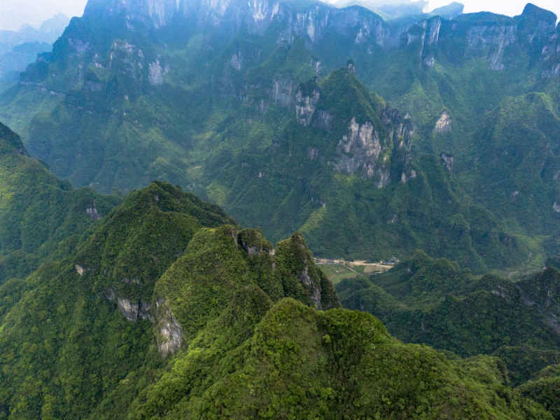 湖南张家界奇秀山峰