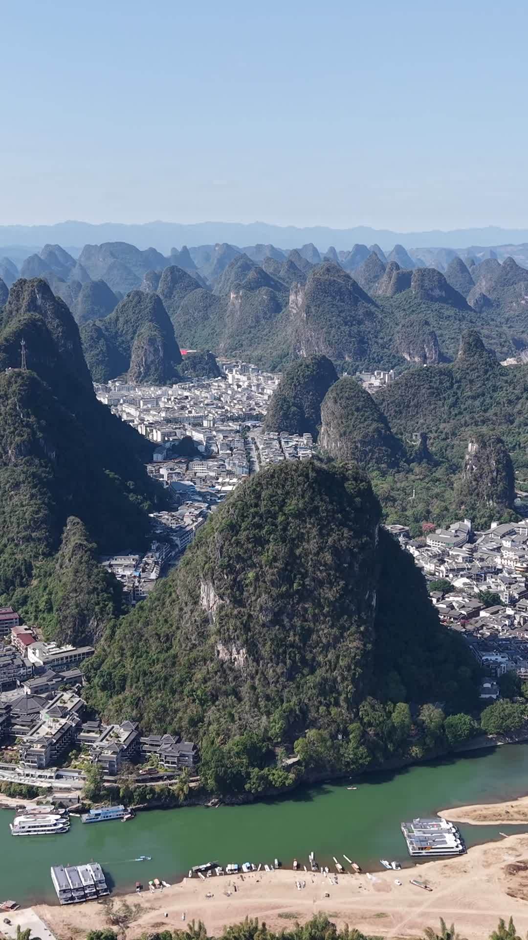 桂林山水小镇全景