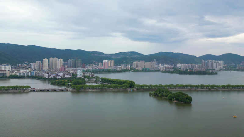 航拍湖北黄石城市公园风光