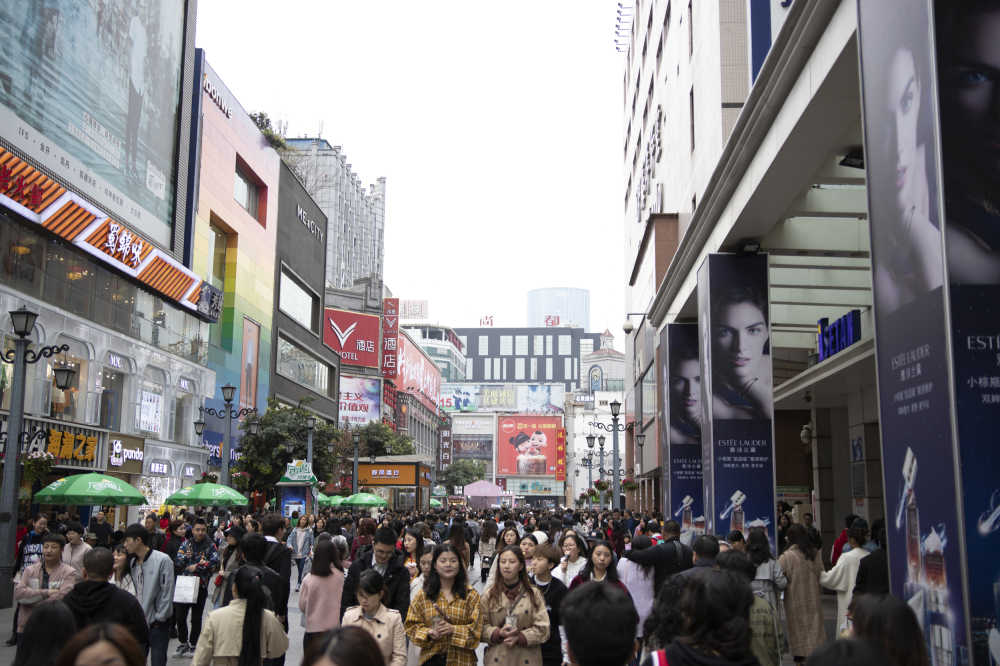 街景街道春熙路太古里人群