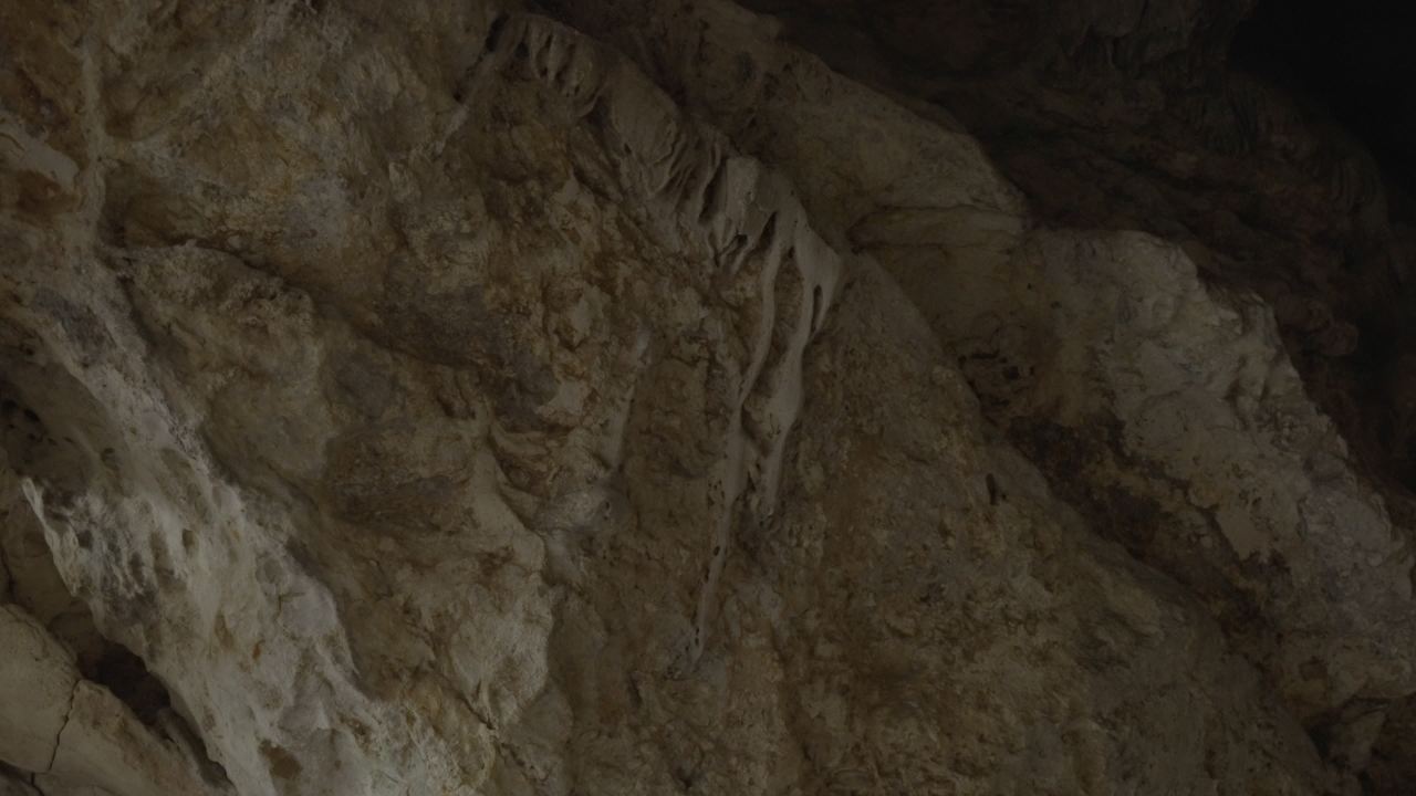 溶洞 13