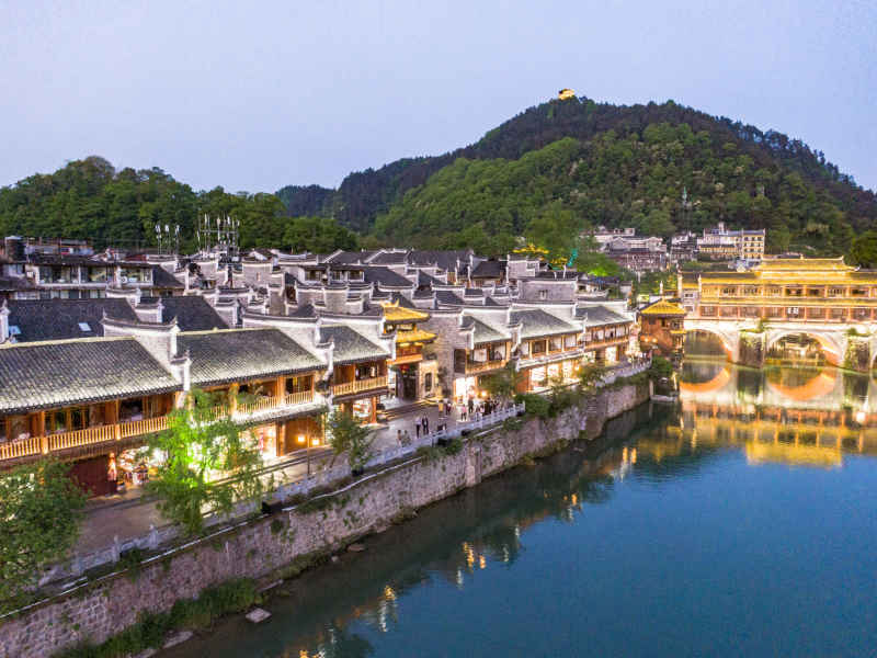 湖南湘西凤凰古城航拍