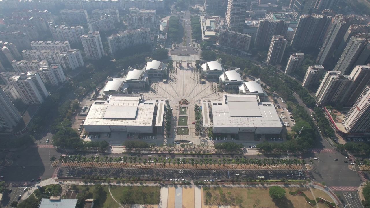 广东江门五邑华侨广场万达广场航拍 