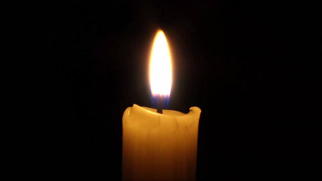 蜡烛光火焰发光火热烧伤烛火心情丧沉思休息放宽冥想