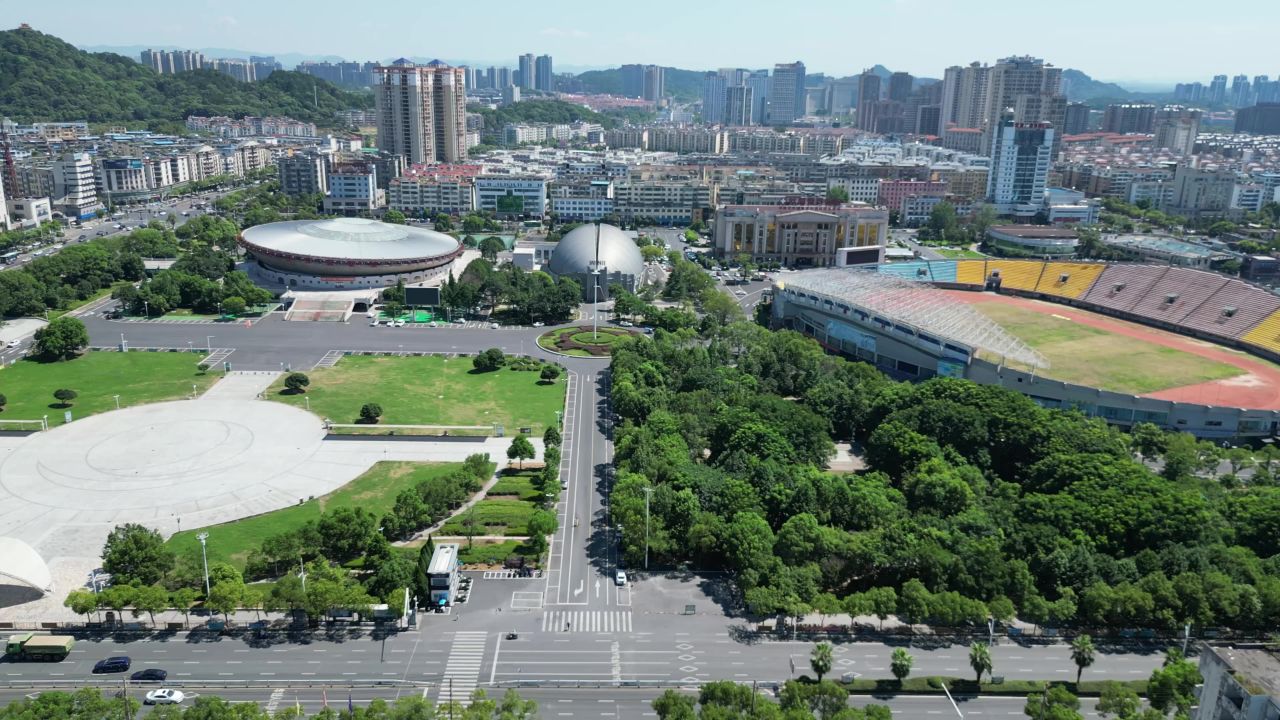  航拍江西宜春市体育广场