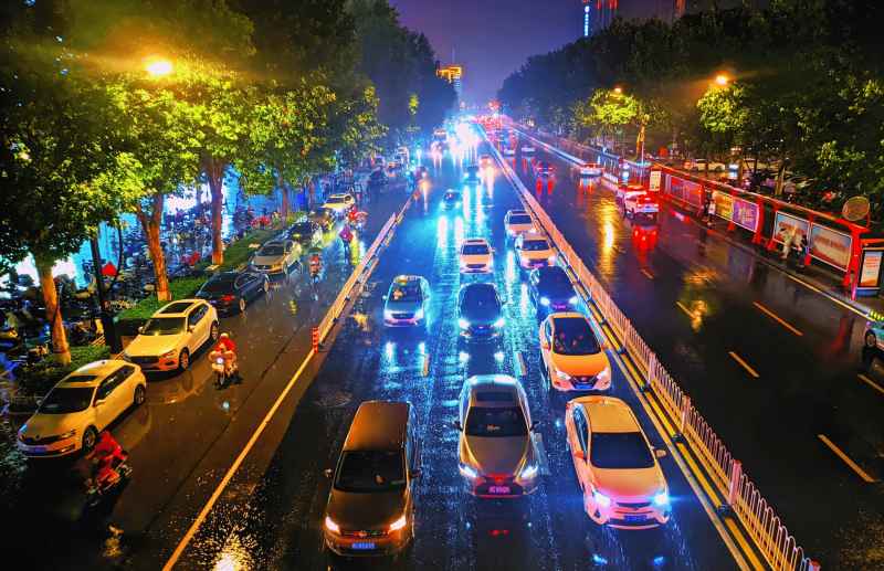 雨夜的温柔诉说 3