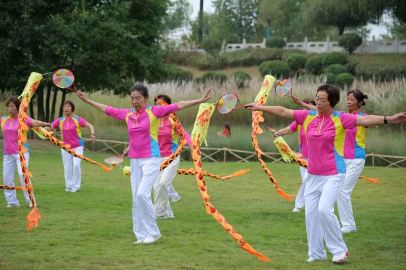 喜迎国庆 国庆 五星红旗迎风飘扬 人与自然 32
