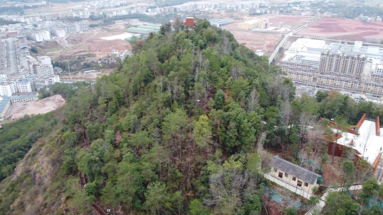 山与小镇 8