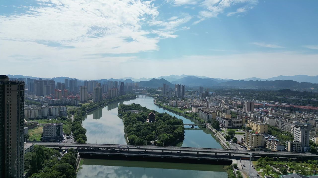 航拍江西宜春状元洲公园