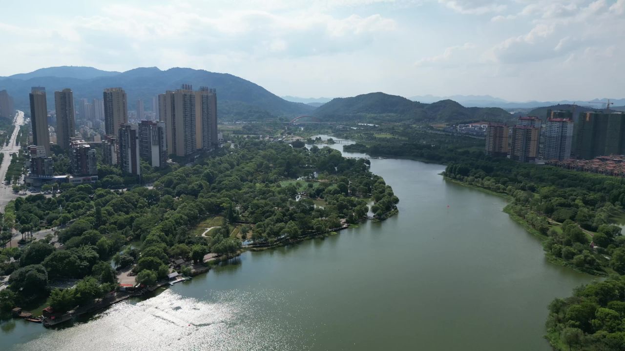 航拍江西新余城市风光