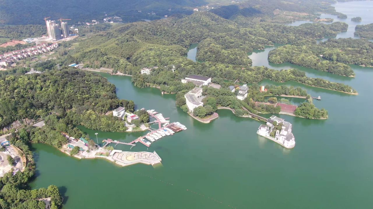 祖国大好河山湖北赤壁陆水湖航拍  
