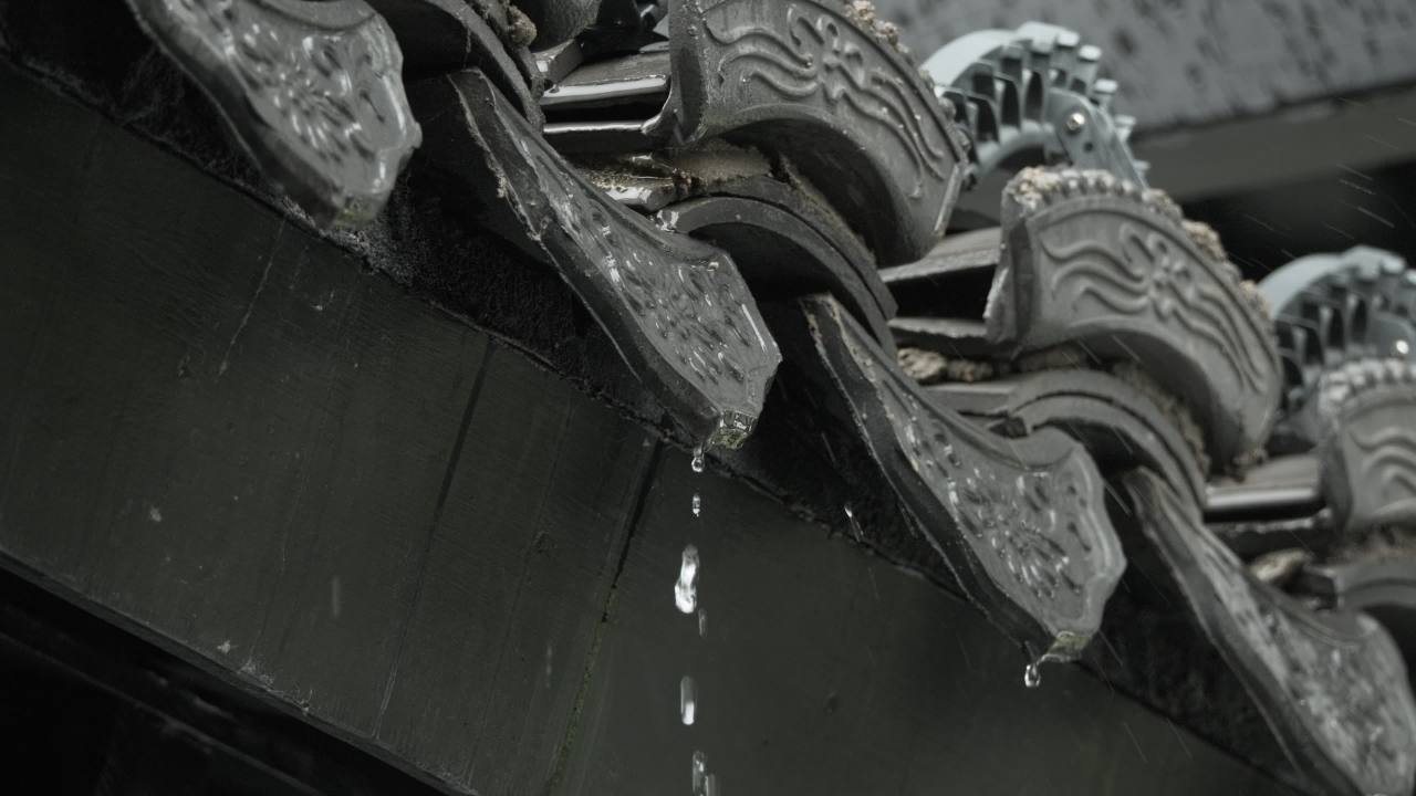 阴天下雨水滴雨滴天气 4