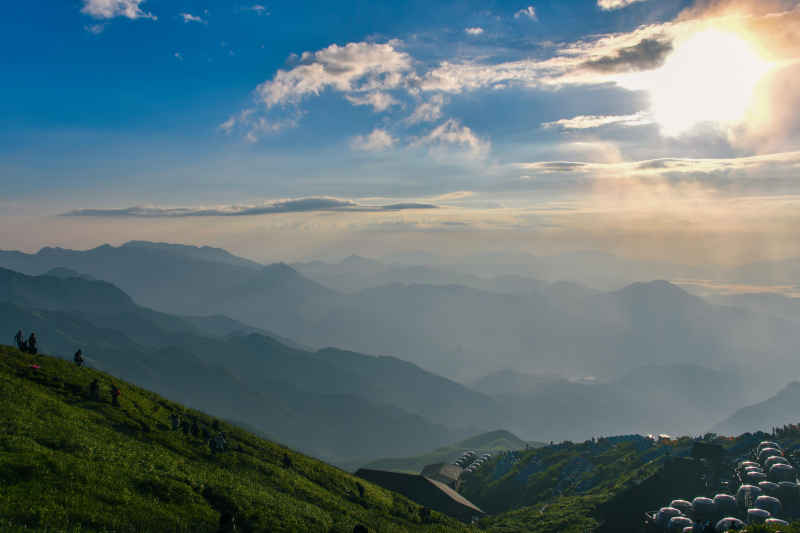 武功山日出