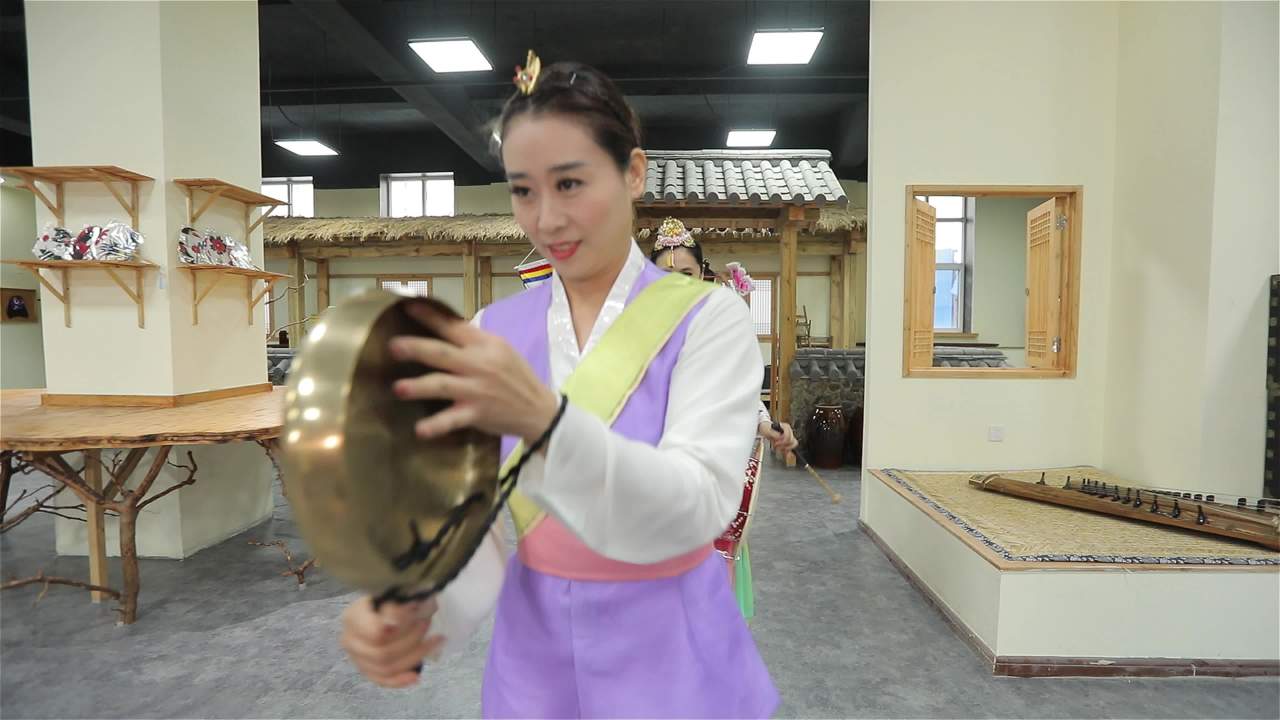 朝鲜族舞蹈