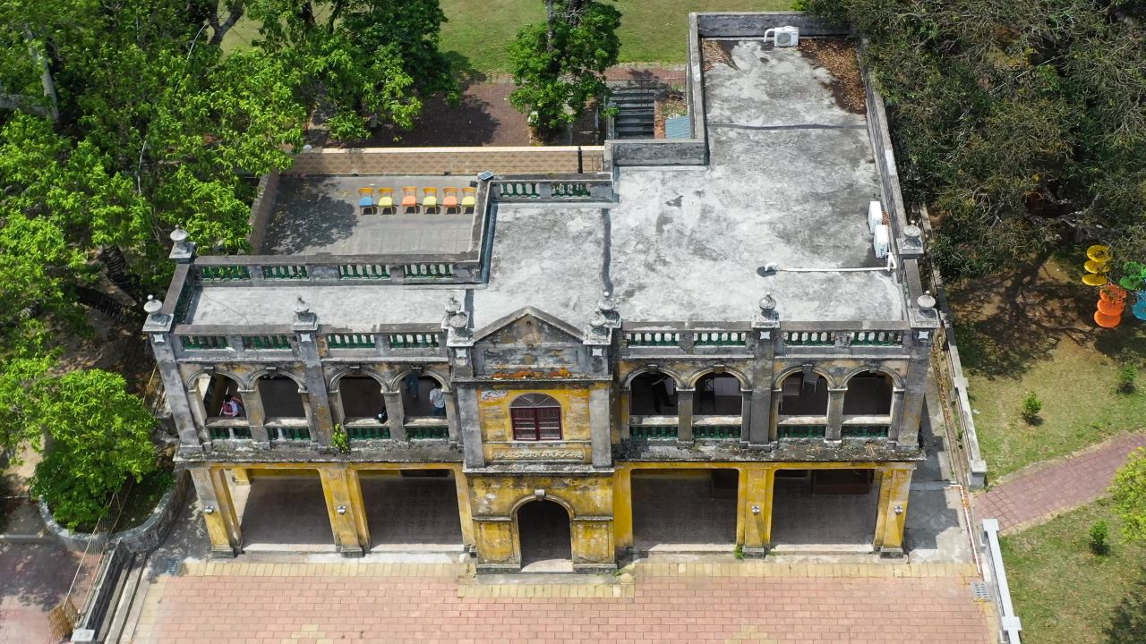 航拍会同村历史建筑栖霞仙馆