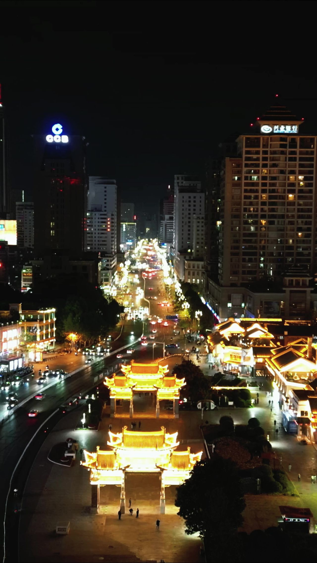 昆明城市夜景竖屏航拍 