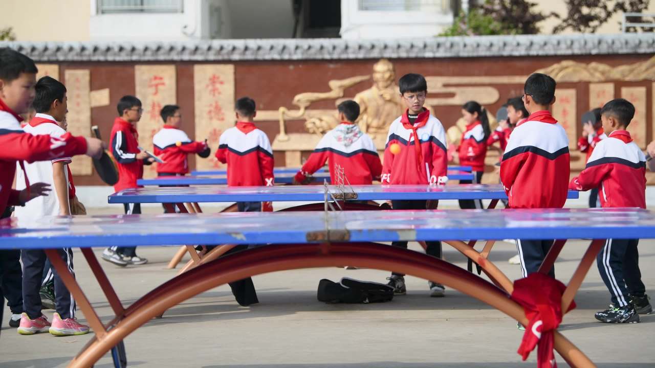 4k小学生校园户外运动  课后服务运动