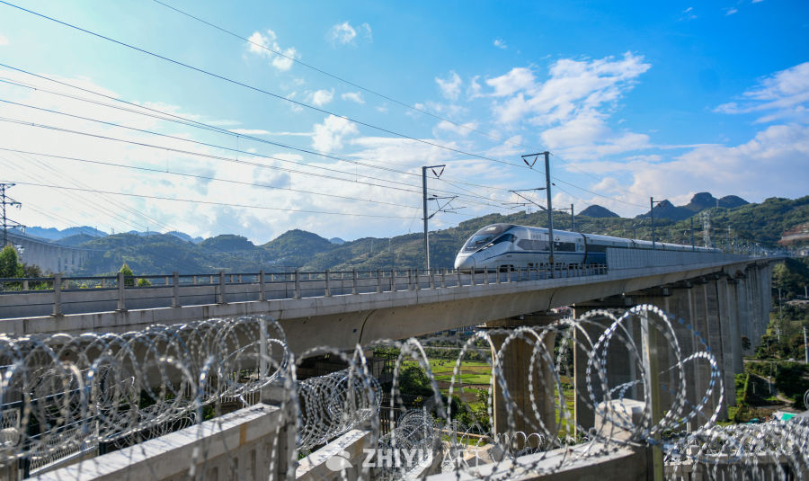 贵州盘兴高铁运行试验 4