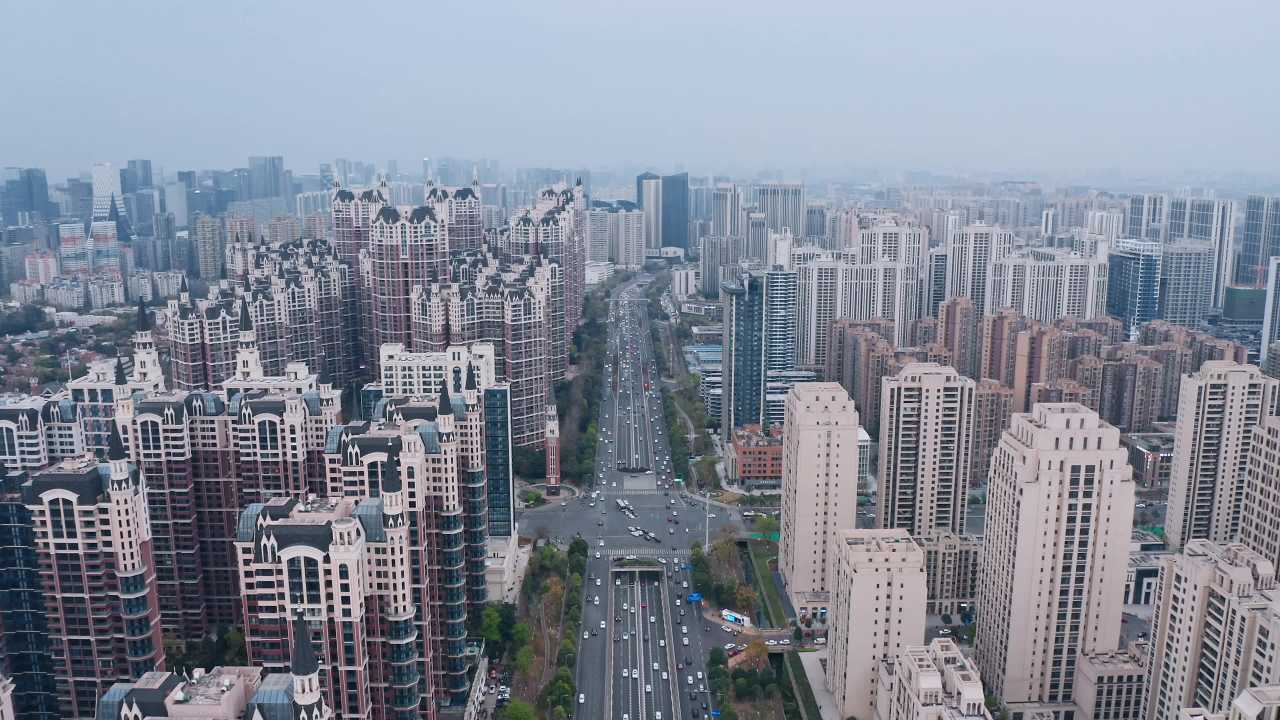 航拍成都天府新区梓州大道城市风光