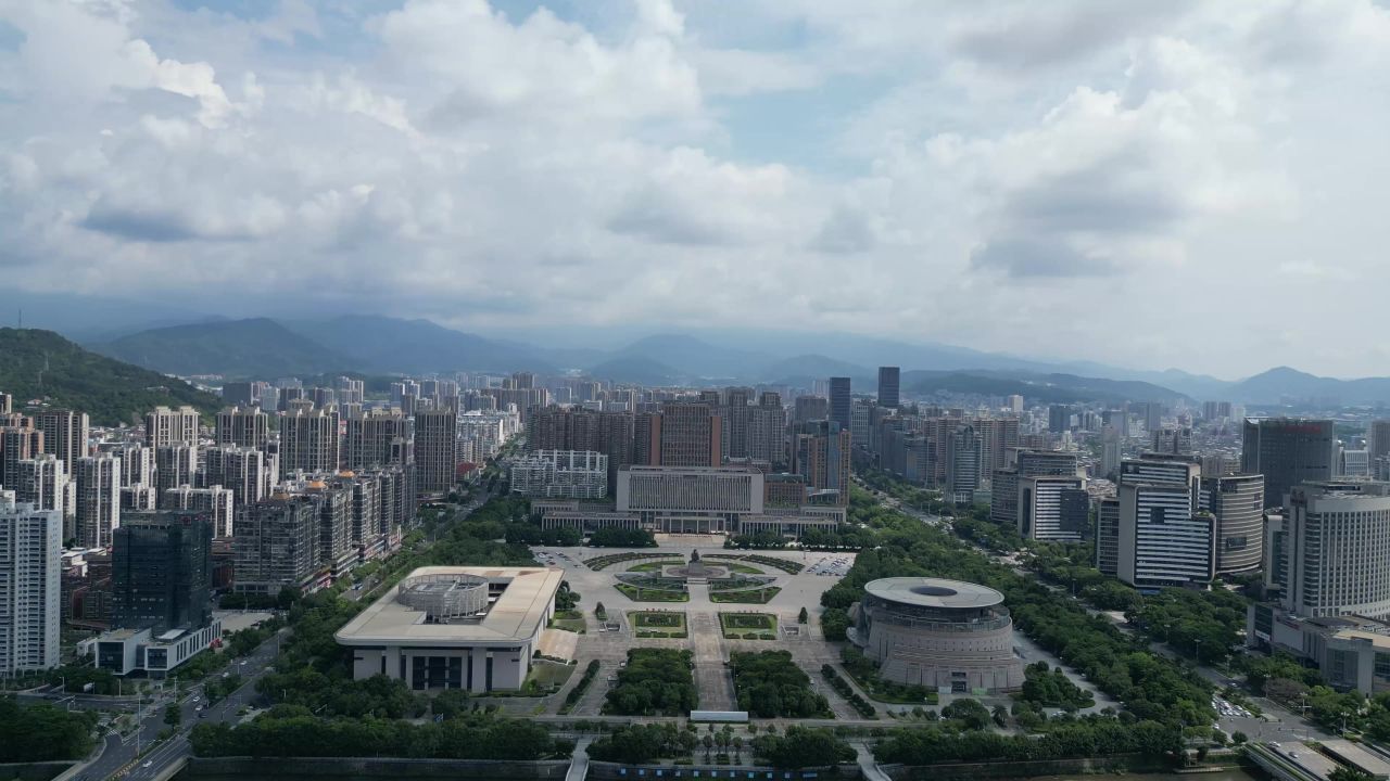  航拍福建龙岩市政府人民广场