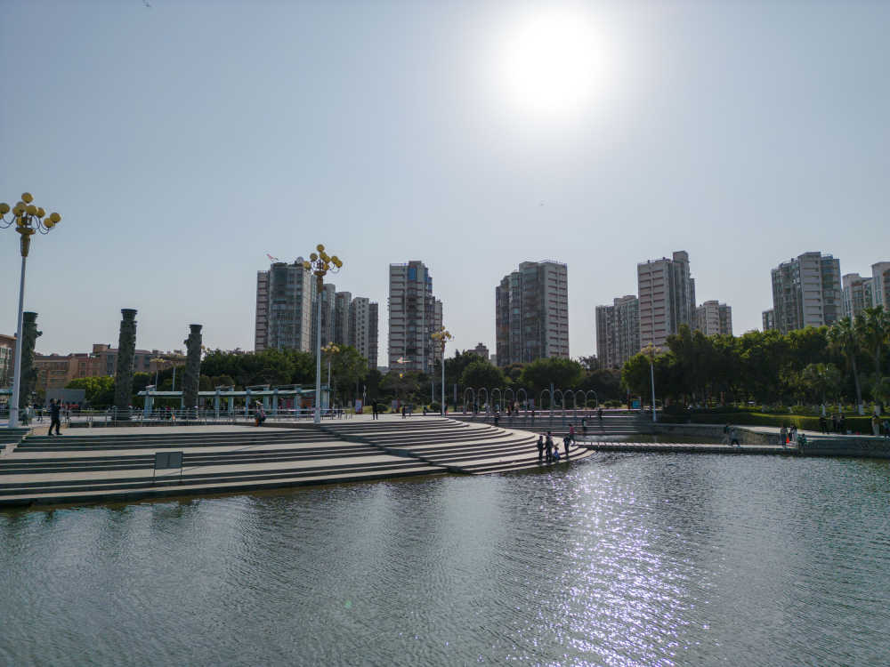 波粼
