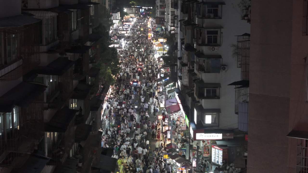 宜昌铁路坝小吃街 5