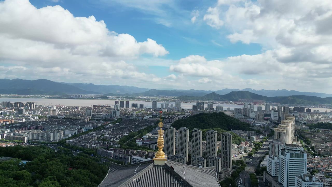 航拍台州白云飞瀑公园白云阁