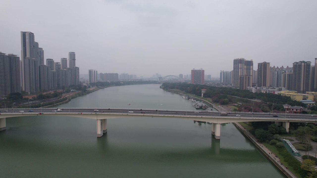 广西南宁邕江大桥交通桥梁航拍 