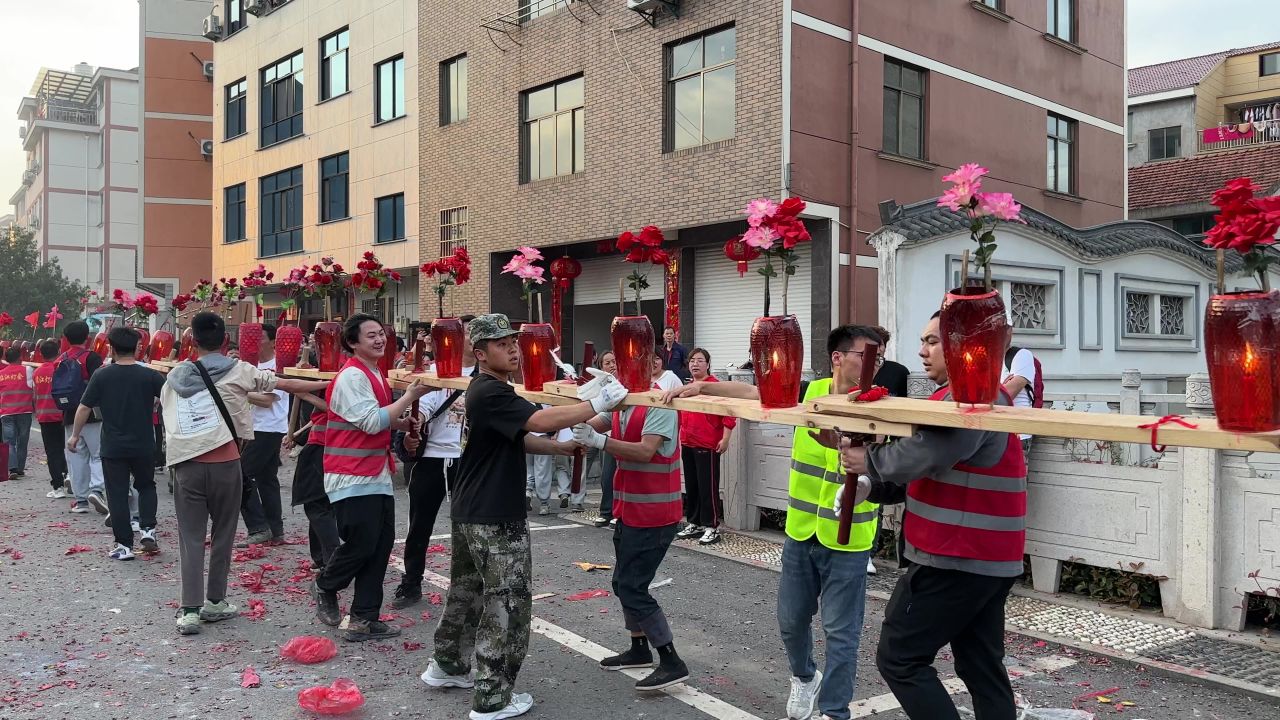 迎龙灯