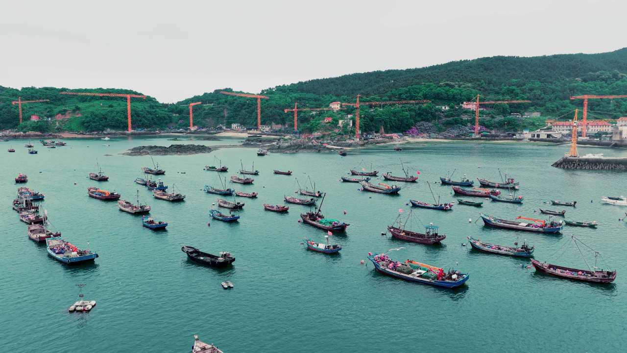 航拍长海岛港口码头