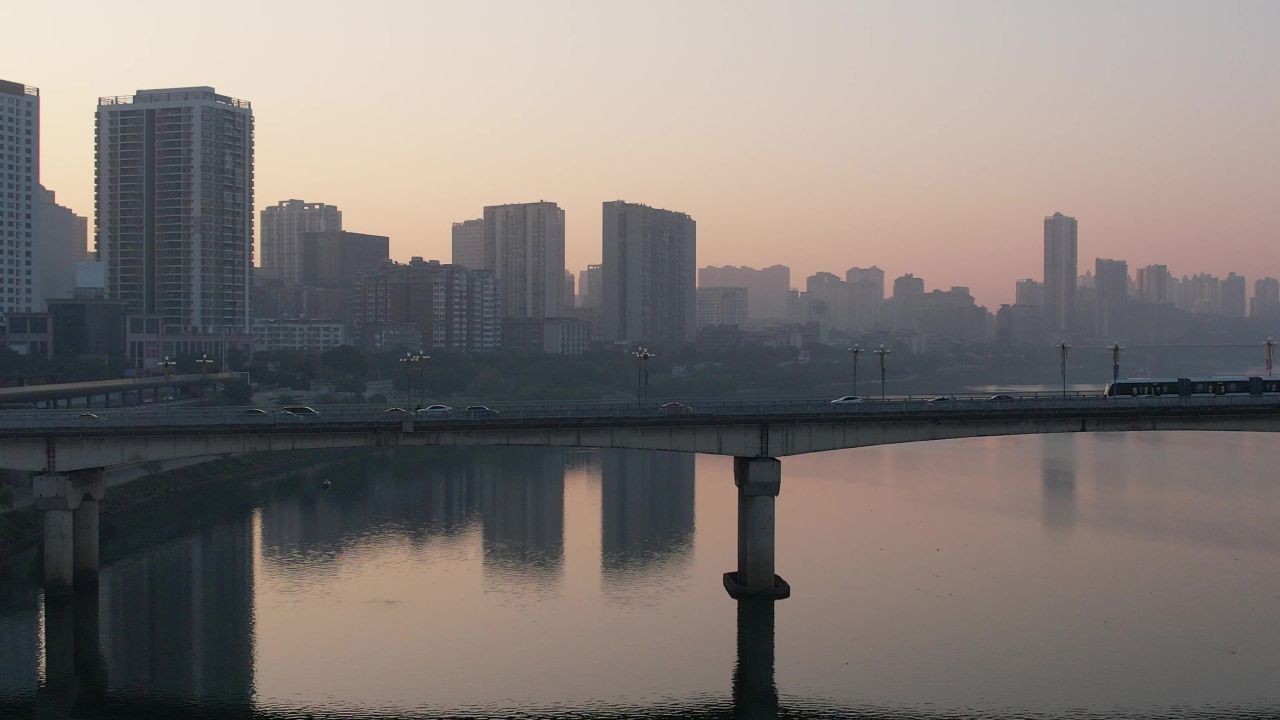  湖南株洲清晨日出彩霞迷雾航拍