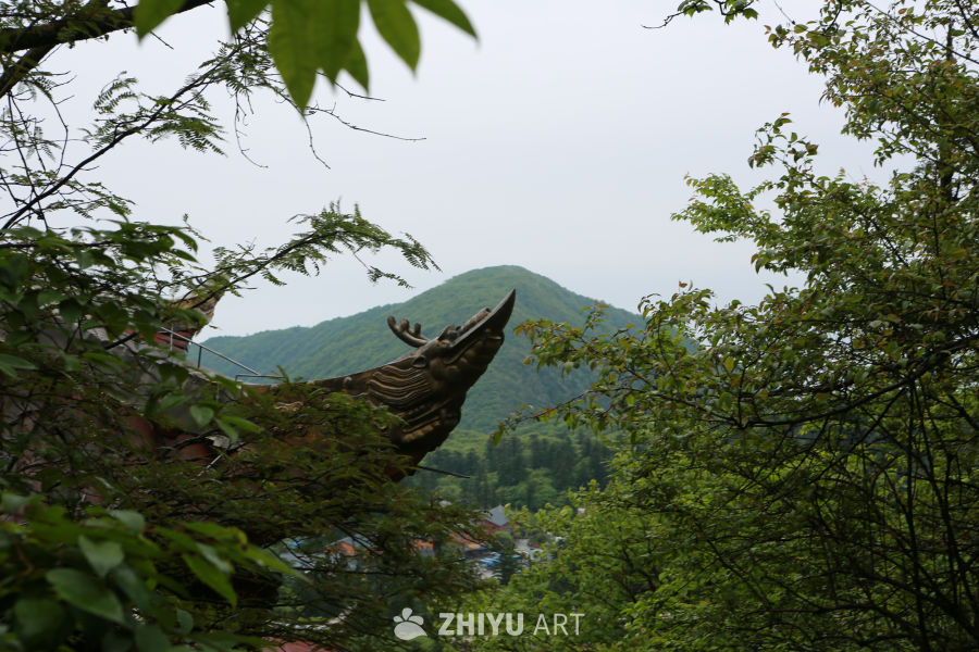 山间古建筑