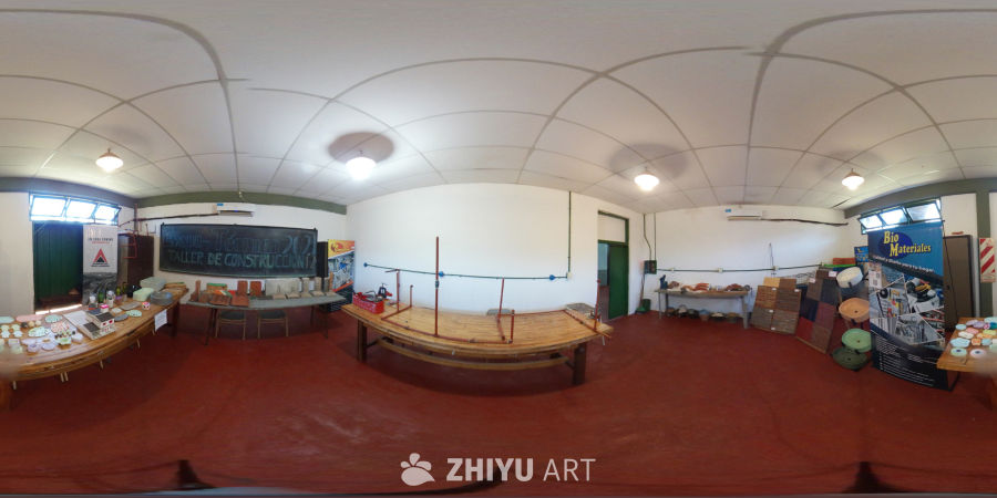 教室里的材料展览