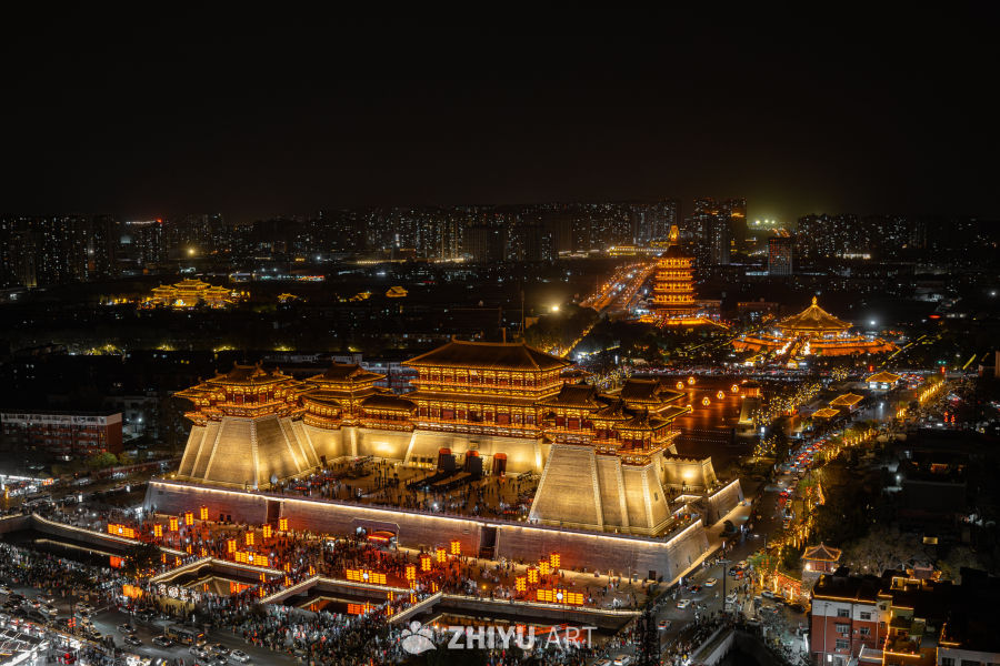 灯火辉煌的古都夜景