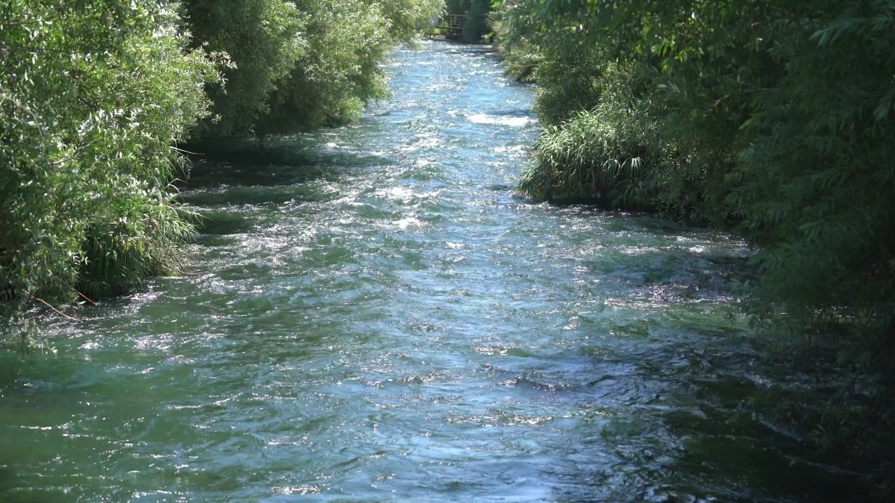 河流水电能源瀑布