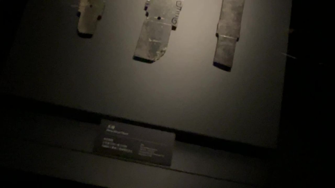 四川广汉三星堆博物馆-青铜器物