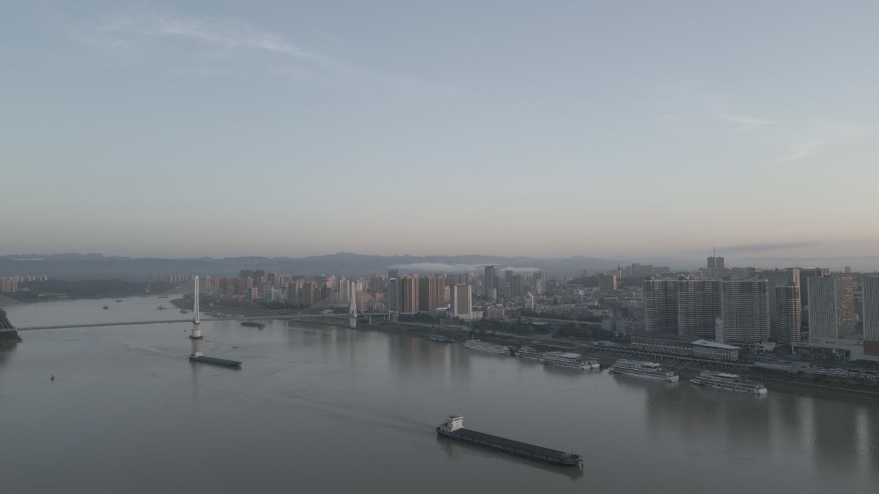 宜昌清晨日出云海
